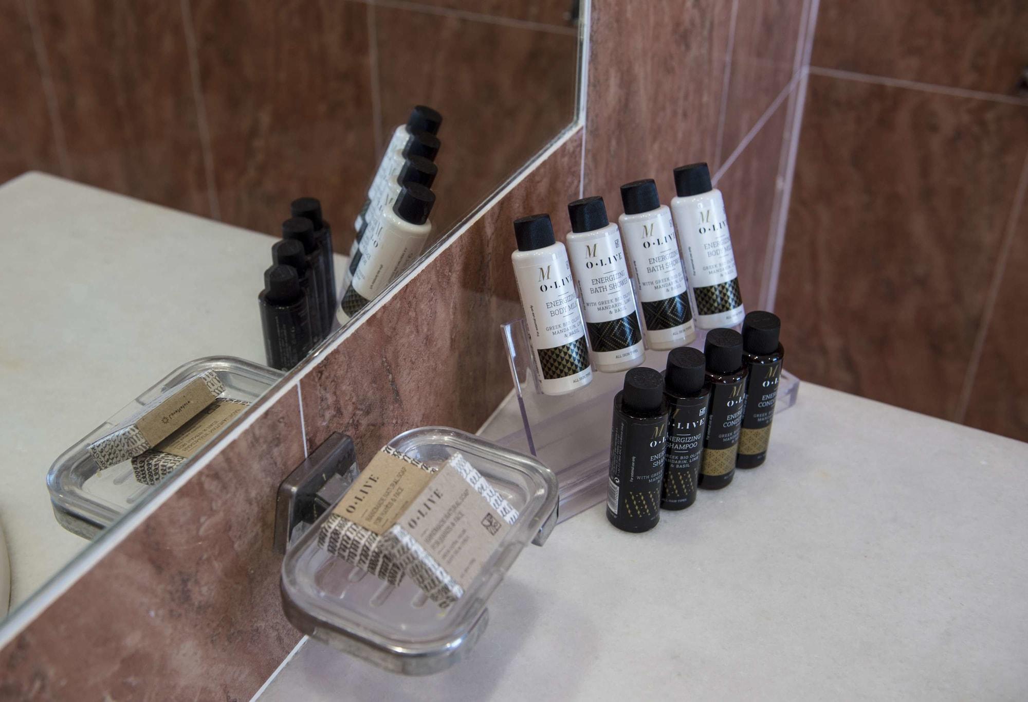 Saint George Hotel Chrisi Akti  Zewnętrze zdjęcie