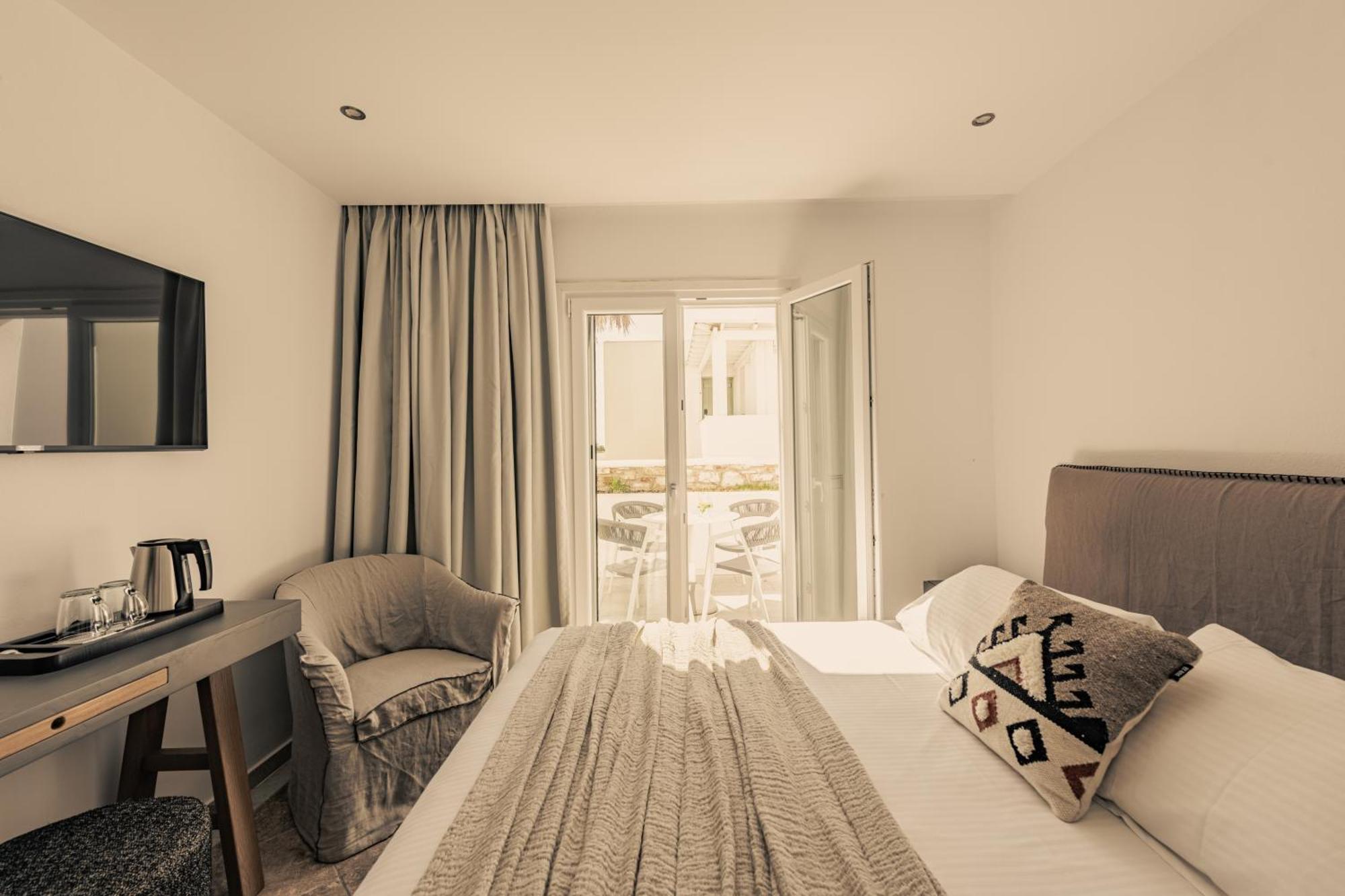 Saint George Hotel Chrisi Akti  Zewnętrze zdjęcie