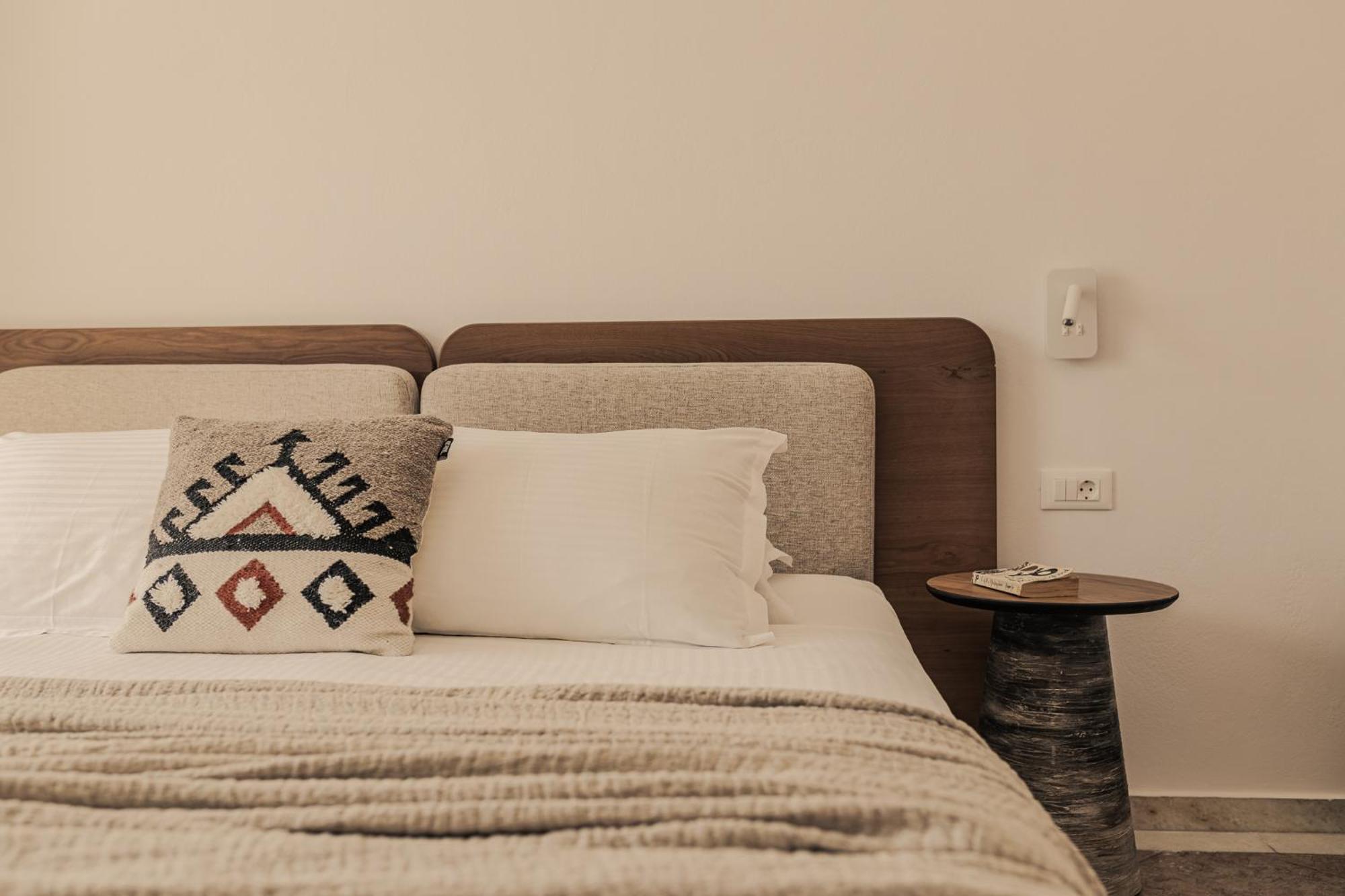 Saint George Hotel Chrisi Akti  Zewnętrze zdjęcie